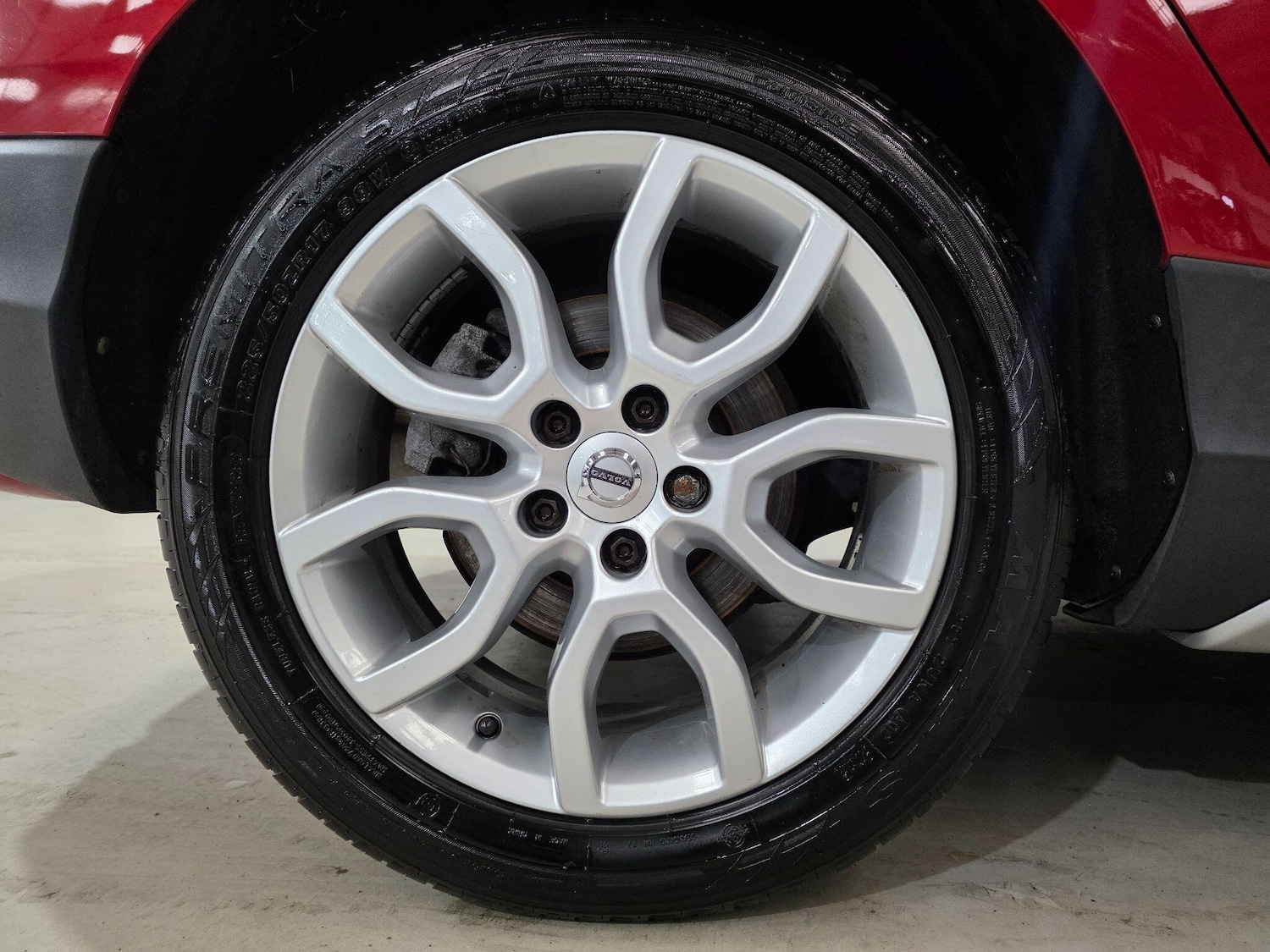 Used Volvo V40 Cross Country 2018 for sale - 76032285: Photo 27