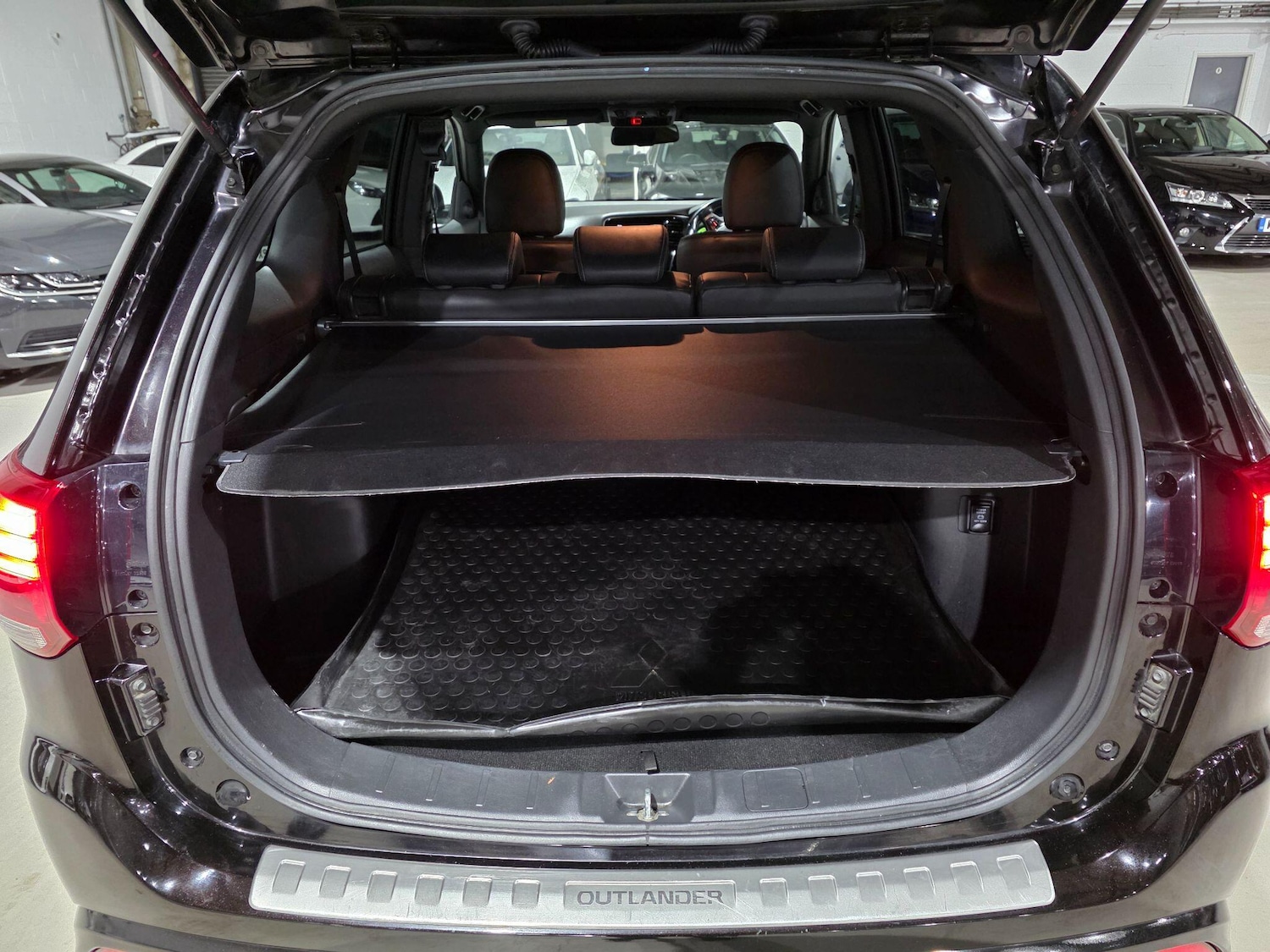 Used Mitsubishi Outlander 2020 for sale - 76926854: Photo 27