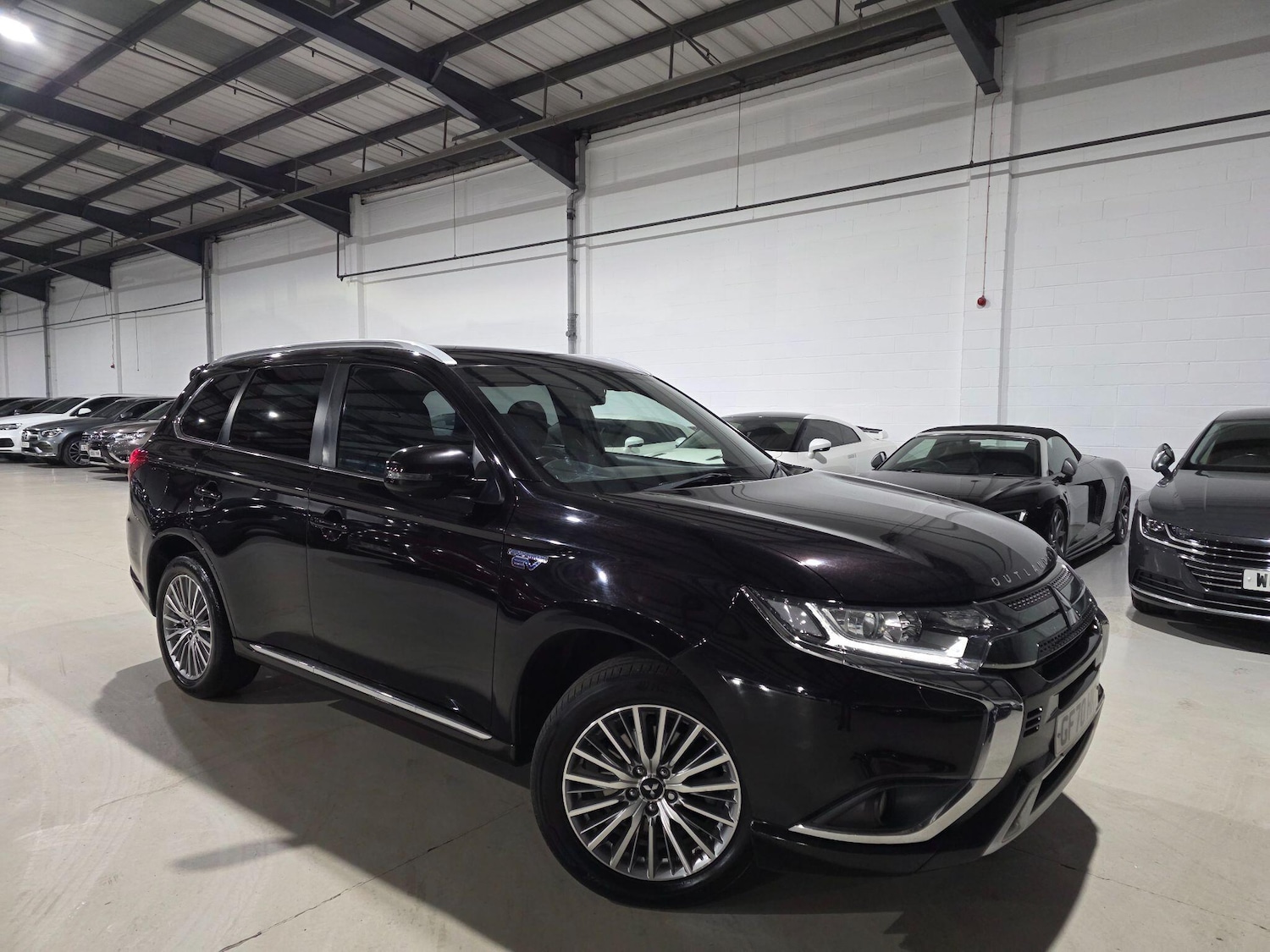 Used Mitsubishi Outlander 2020 for sale - 76926854: Photo 3