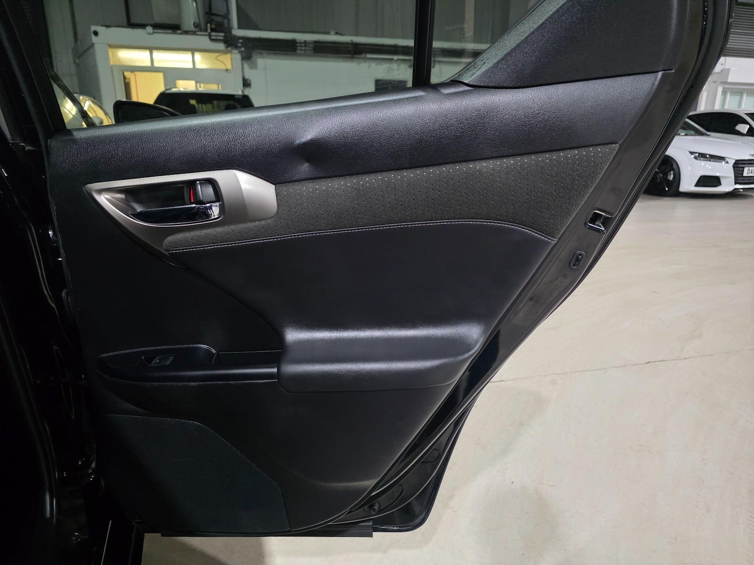 Used Lexus CT 2017 for sale - 76657014: Photo 20