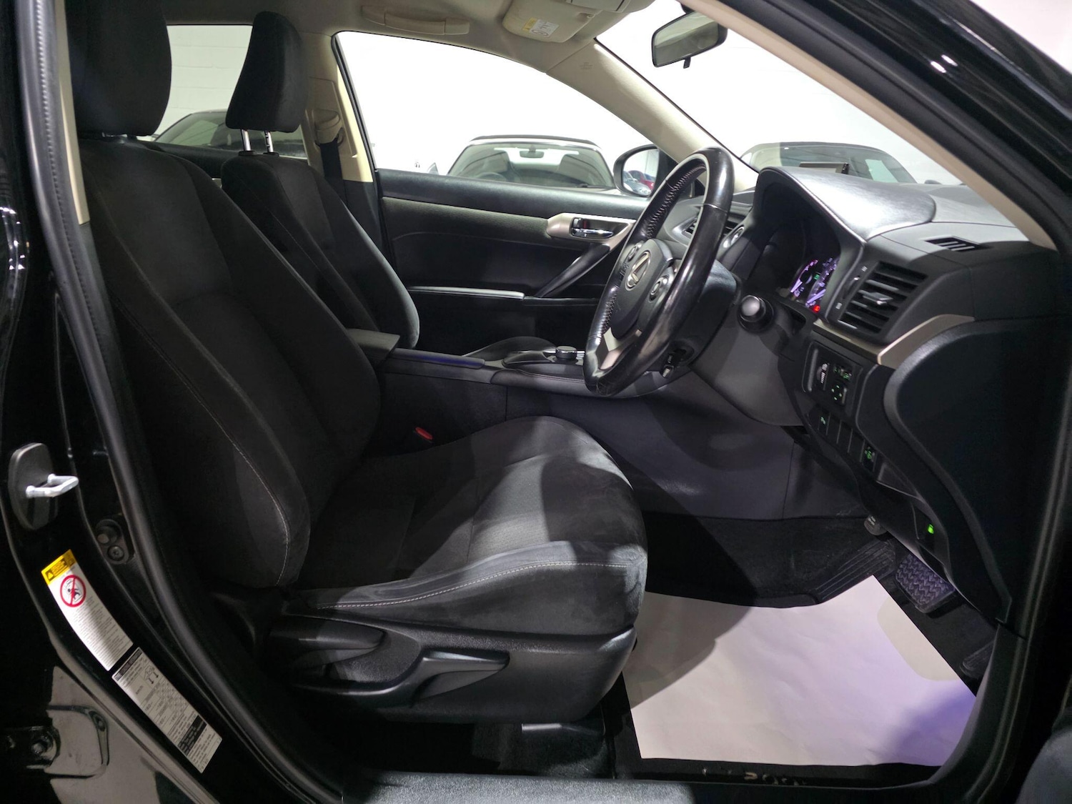 Used Lexus CT 2017 for sale - 76657014: Photo 6