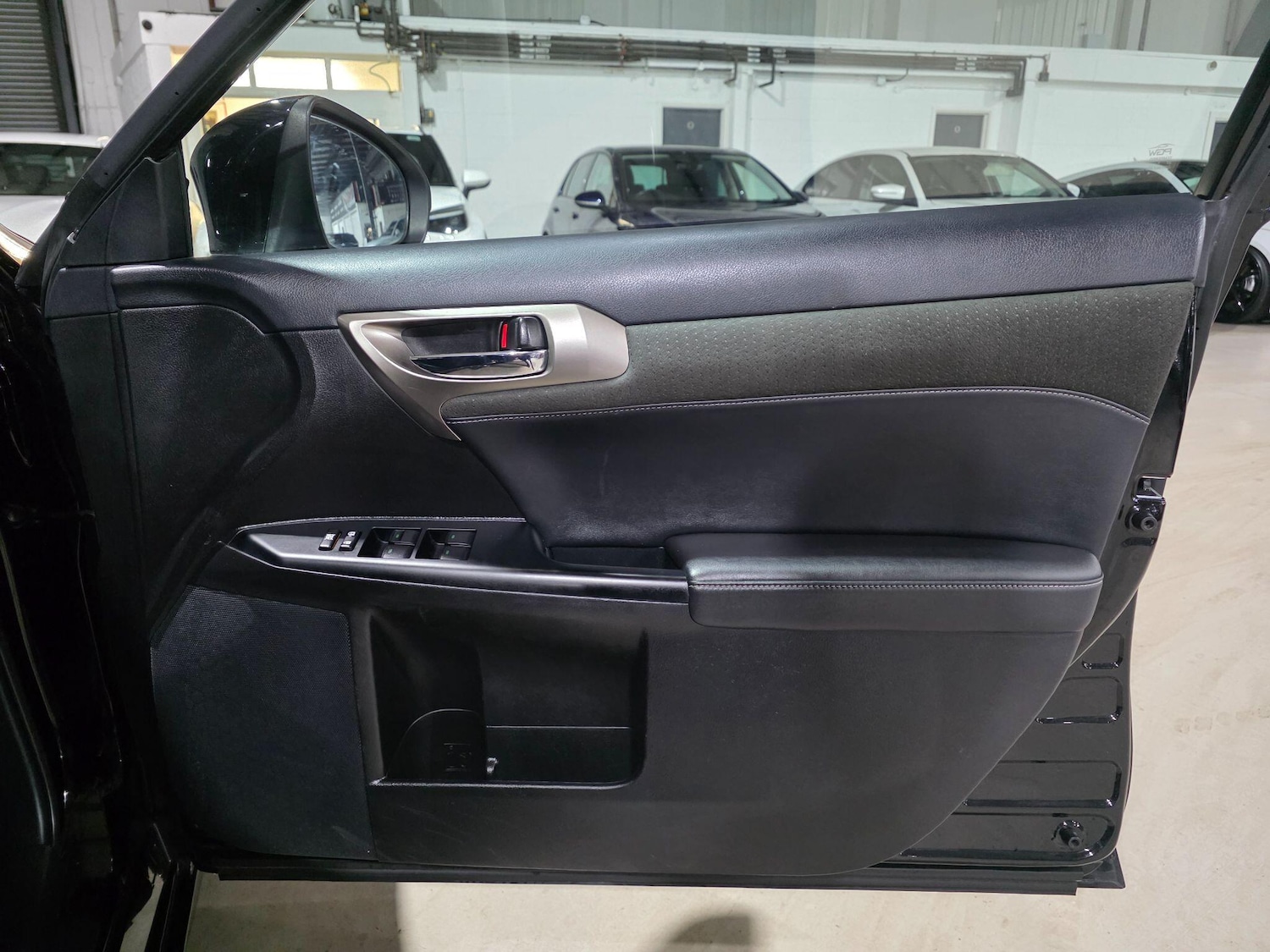 Used Lexus CT 2017 for sale - 76657014: Photo 8