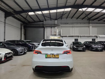 Used Tesla Model Y 2022 for sale - 79237191: Photo