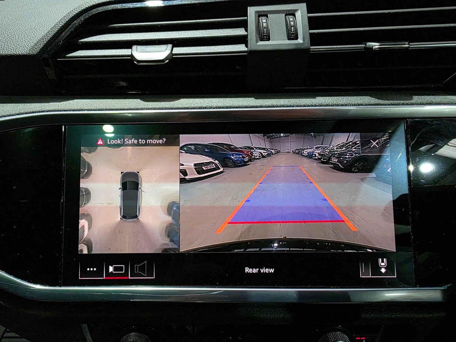 Used Audi Q3 for sale - 78135762: Photo 11