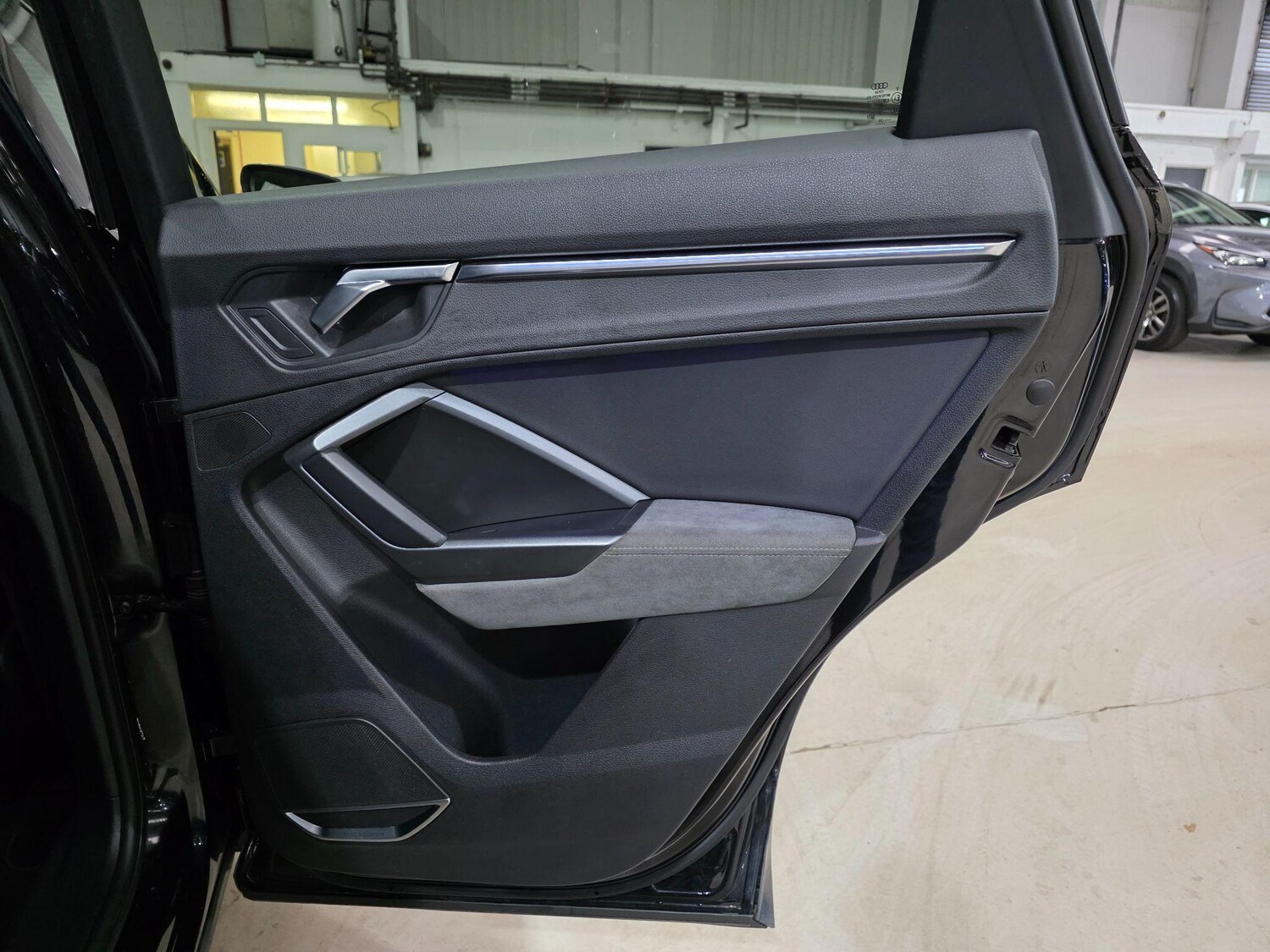 Used Audi Q3 for sale - 78135762: Photo 28