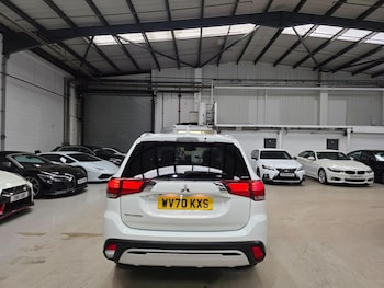 Used Mitsubishi Outlander 2020 for sale - 78854475: Photo