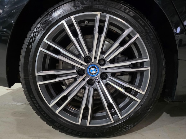 Used BMW 3 Series 2022 for sale - 76136048: Photo 32