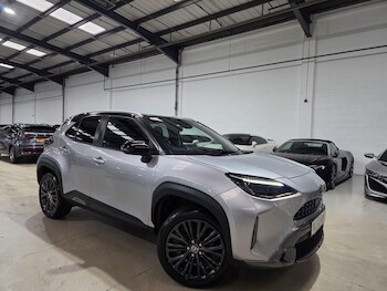 Used Toyota Yaris Cross 2022 for sale - 77120810: Photo