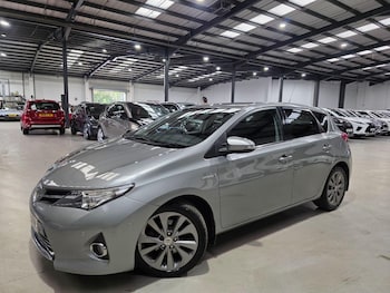 2015 (15) - 1.8 VVT-h Excel CVT Euro 5 (s/s) 5dr
