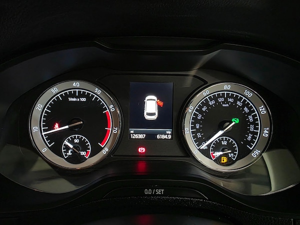 Used Skoda Karoq 2021 for sale - 75430376: Photo 13