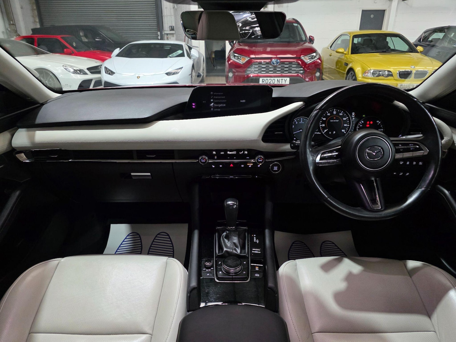 Used Mazda Mazda3 2020 for sale - 76398574: Photo 4