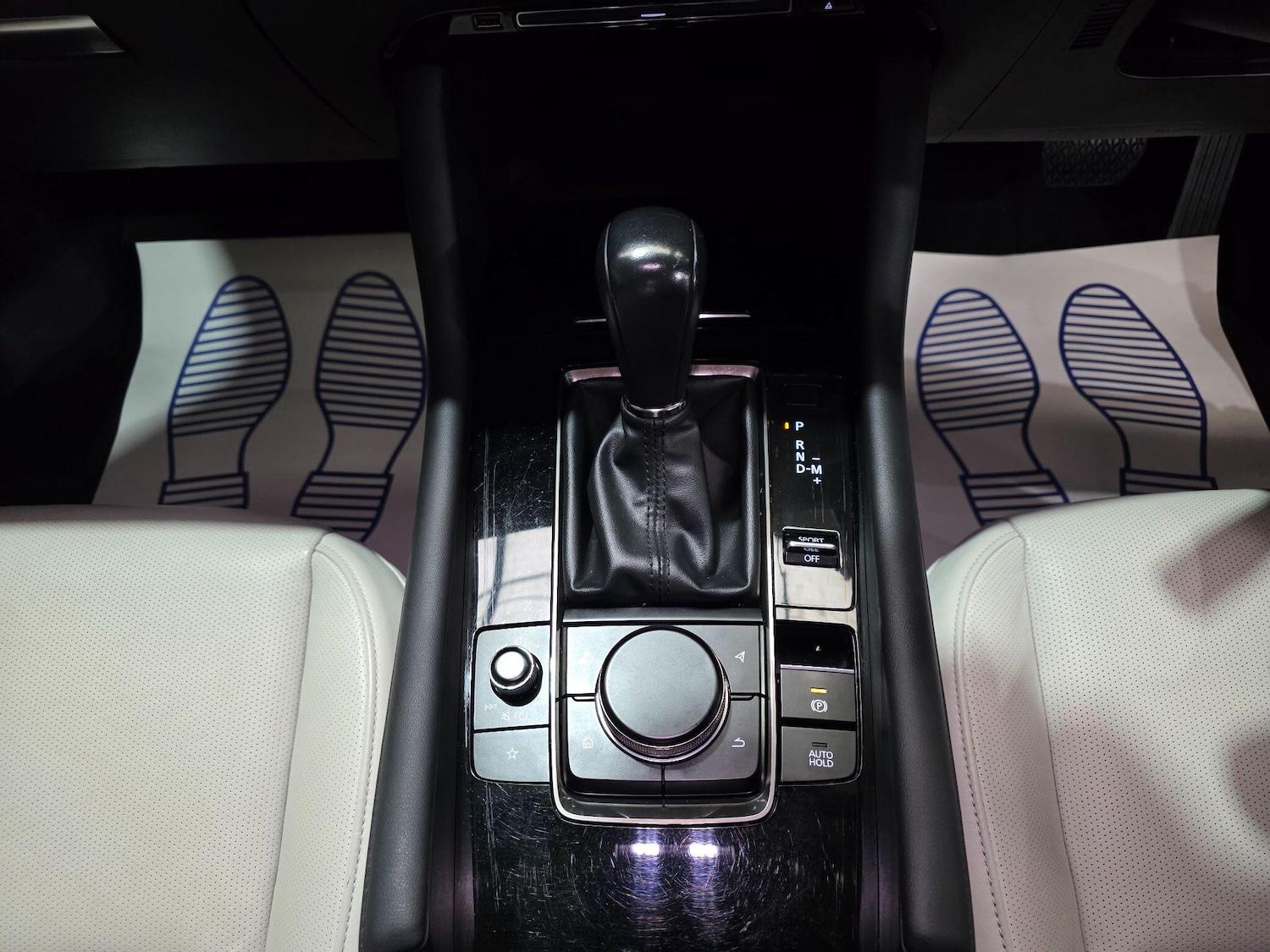 Used Mazda Mazda3 2020 for sale - 76398574: Photo 9