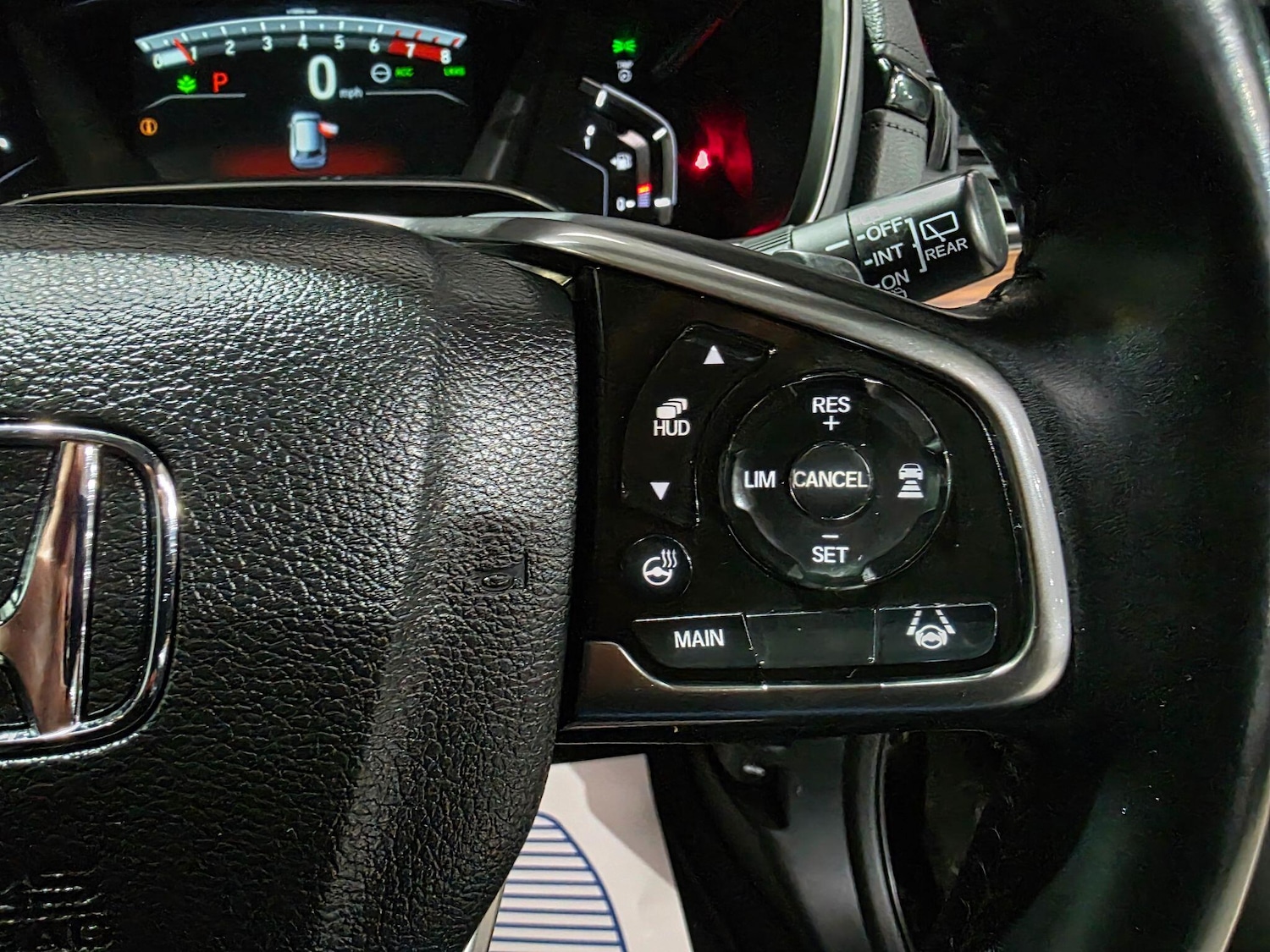 Used Honda CR-V 2018 for sale - 76823455: Photo 20