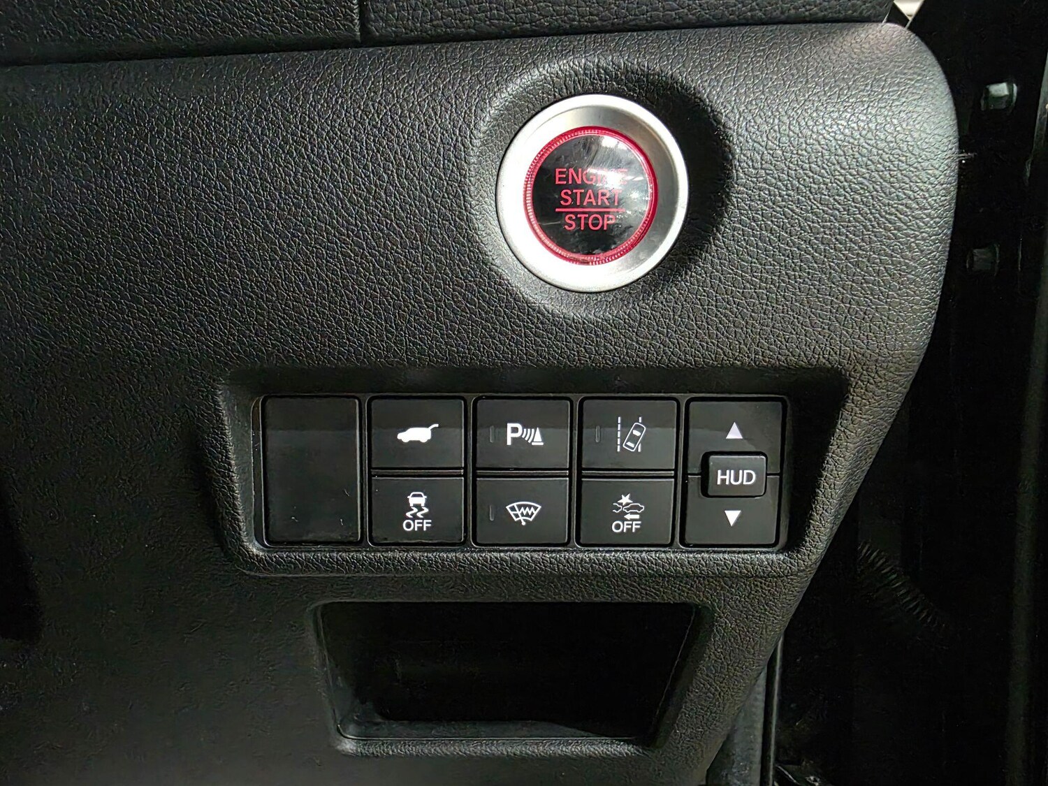 Used Honda CR-V 2018 for sale - 76823455: Photo 24