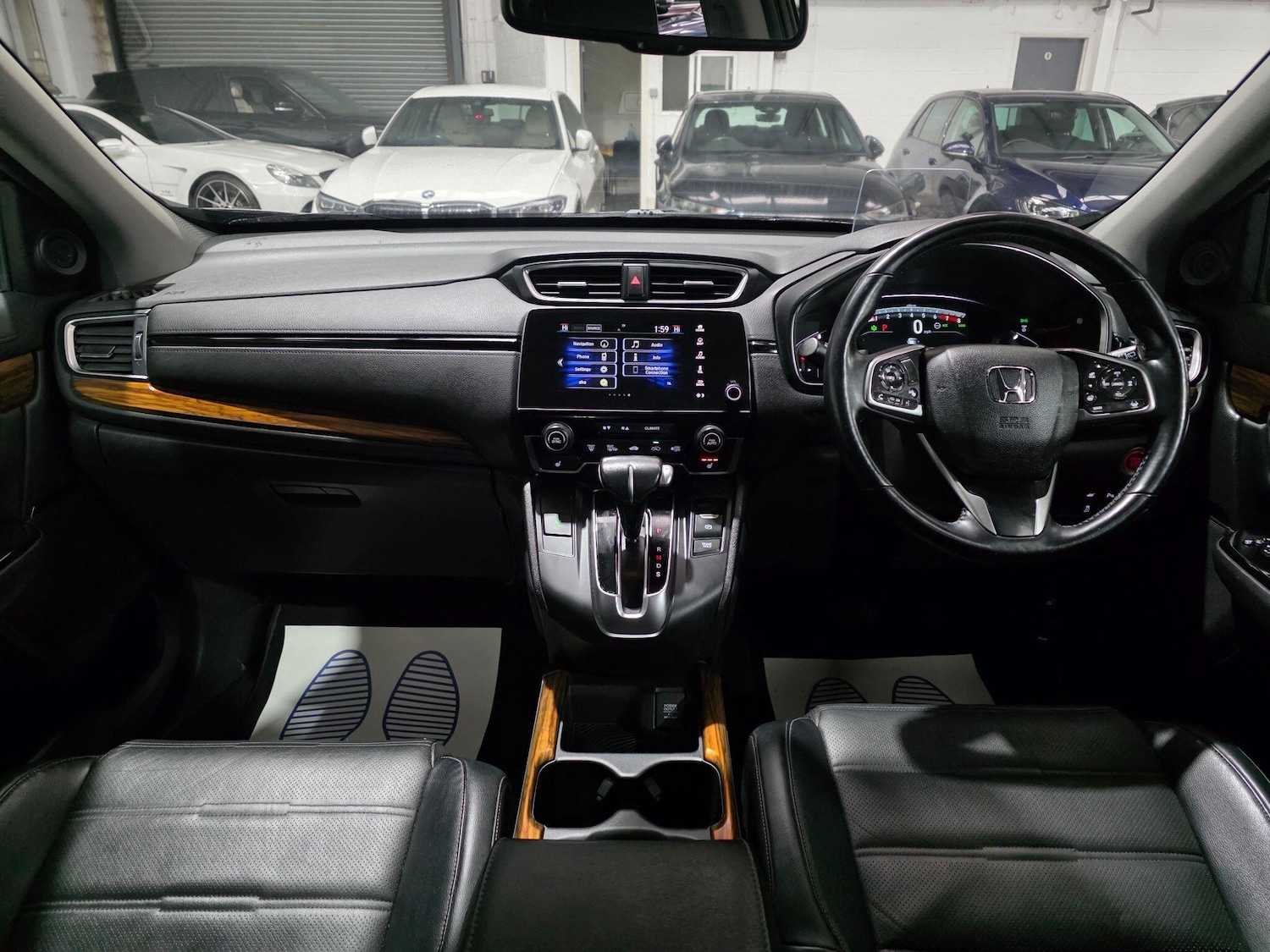 Used Honda CR-V 2018 for sale - 76823455: Photo 5