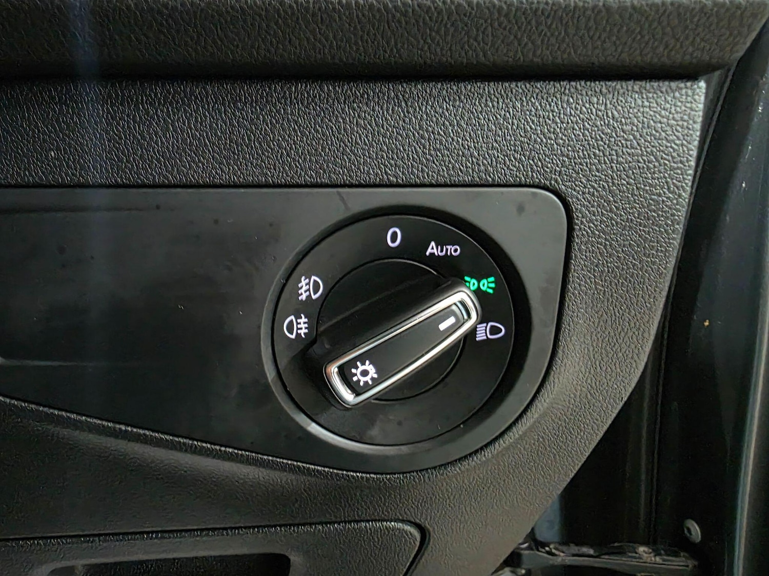 Used Volkswagen Tiguan 2017 for sale - 76988883: Photo 20