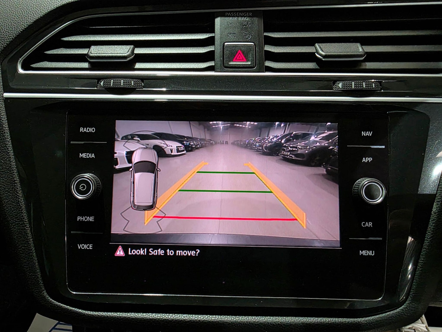 Used Volkswagen Tiguan 2017 for sale - 76988883: Photo 9