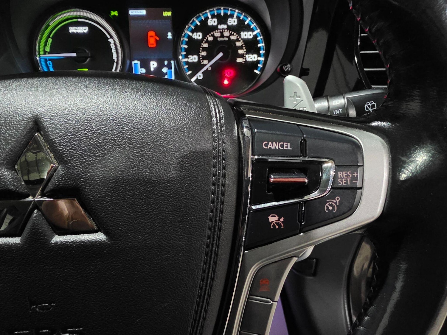 Used Mitsubishi Outlander 2016 for sale - 76832925: Photo 18