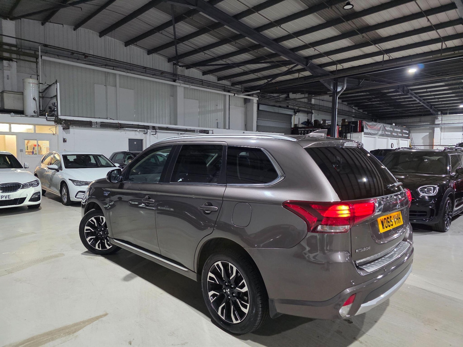 Used Mitsubishi Outlander 2016 for sale - 76832925: Photo 28