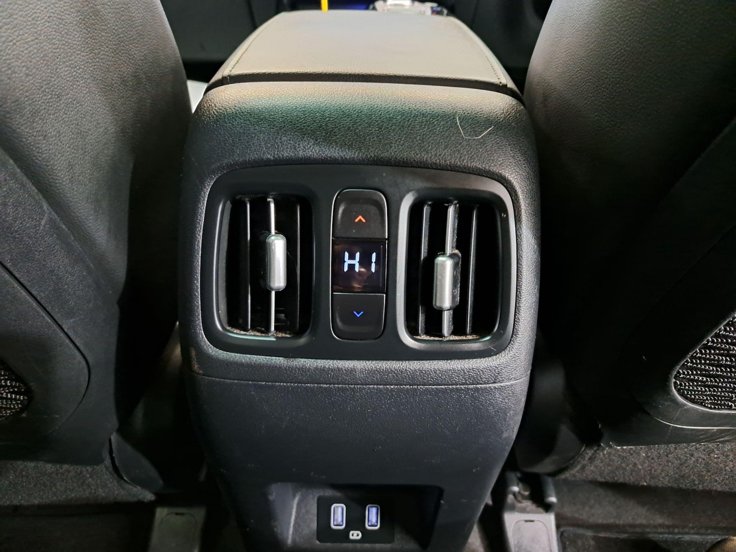 Used Hyundai TUCSON for sale - 76995175: Photo 27