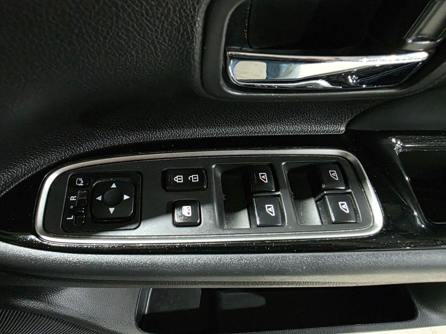 Used Mitsubishi Outlander 2018 for sale - 76398776: Photo 12