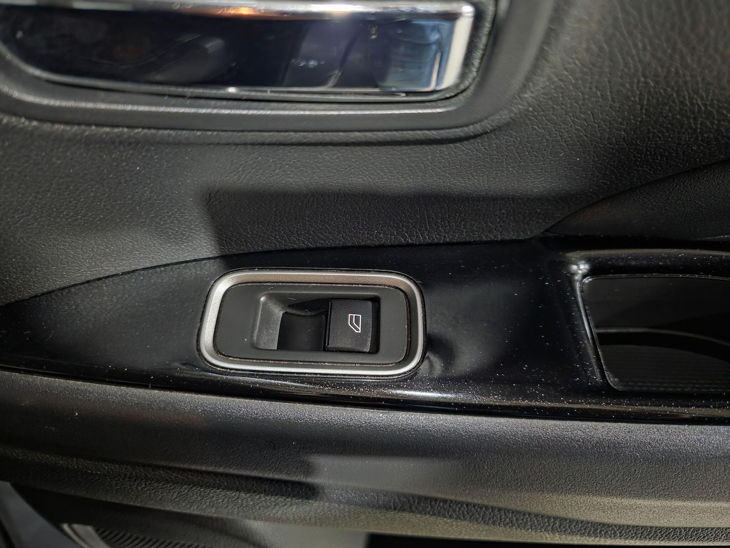 Used Mitsubishi Outlander 2018 for sale - 76398776: Photo 19