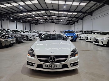 Used Mercedes-Benz SLK 2014 for sale - 75600003: Photo