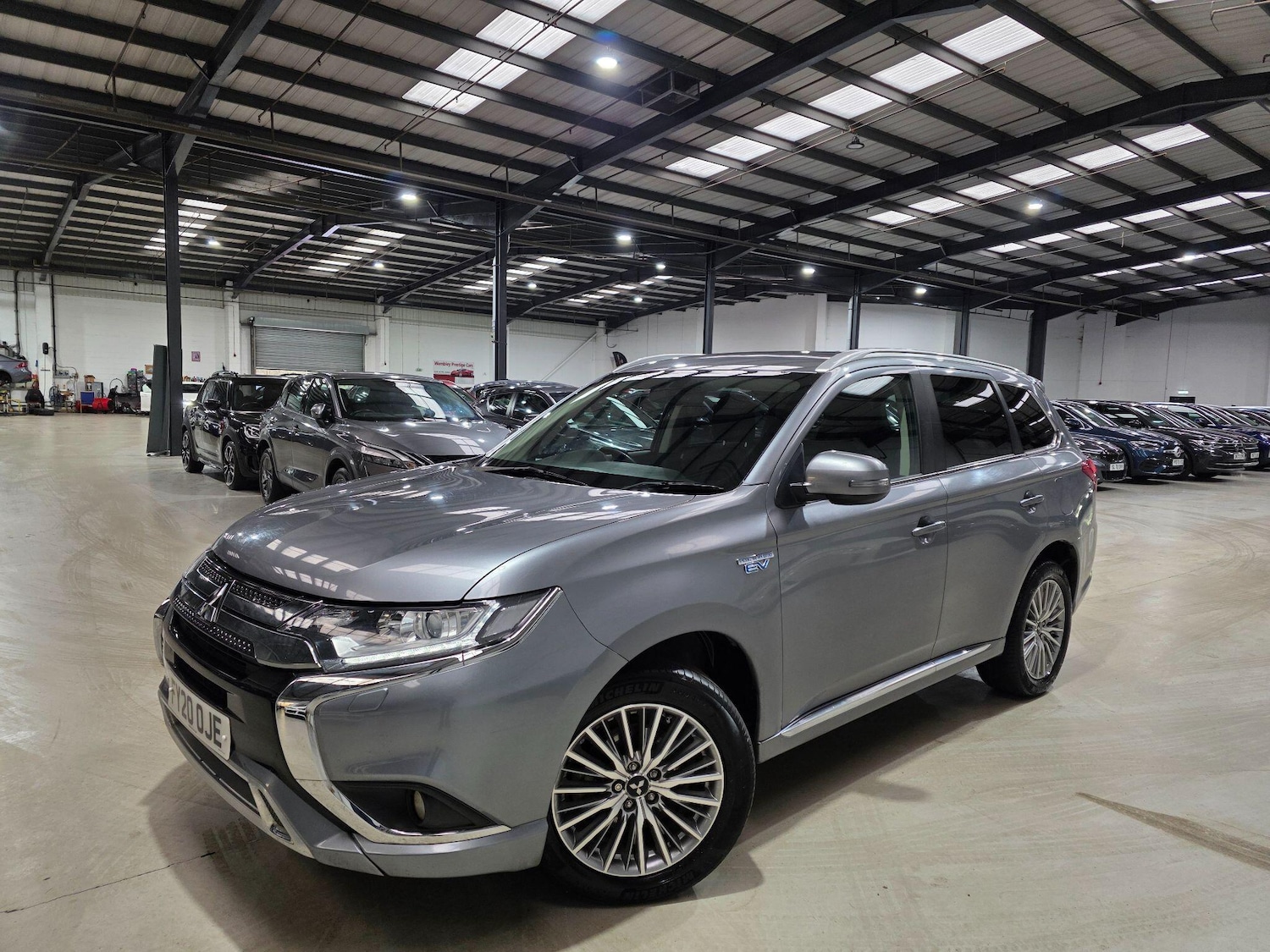 Used Mitsubishi Outlander 2020 for sale - 77559706: Photo 1