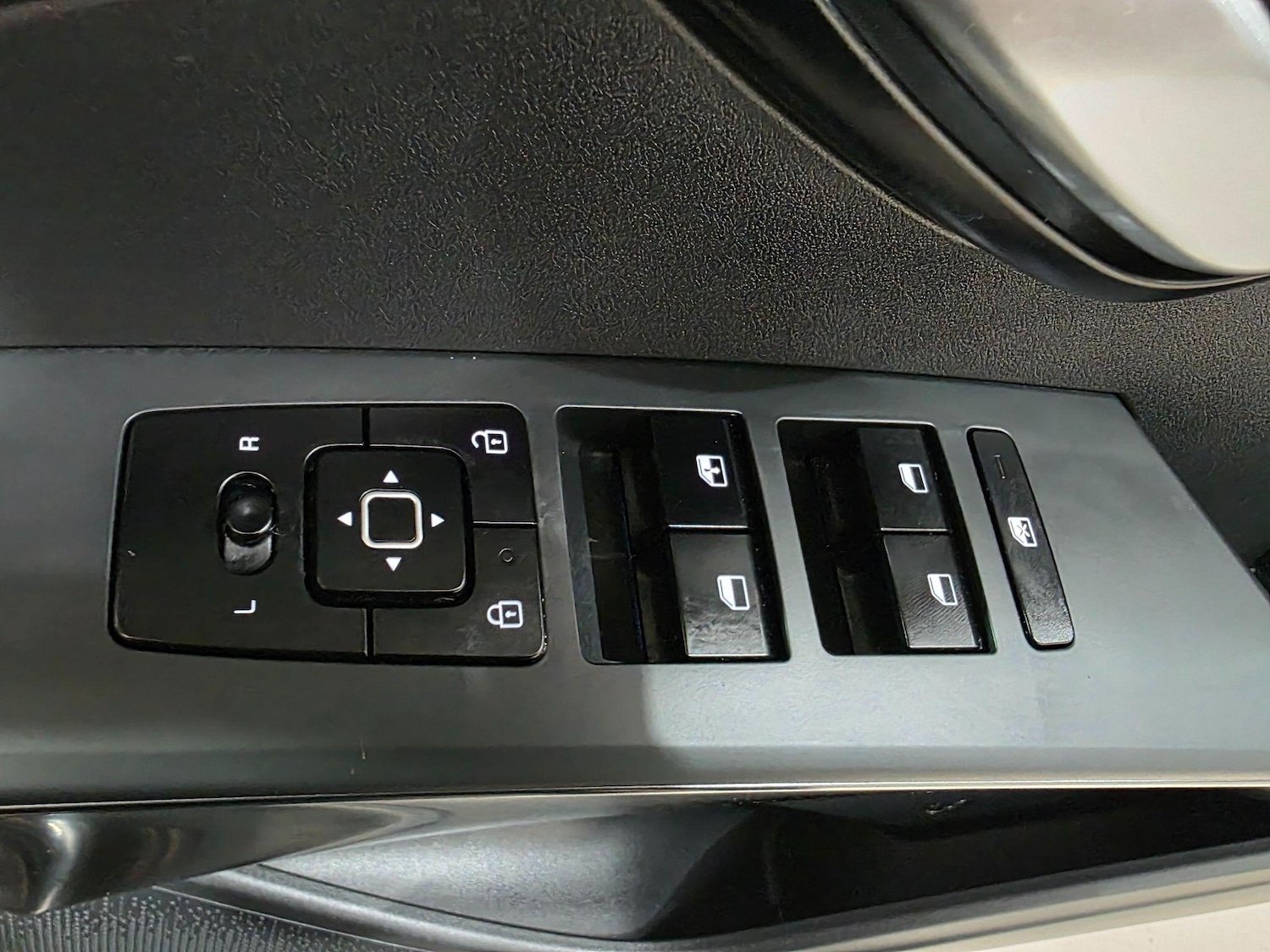 Used Kia Niro 2023 for sale - 77050293: Photo 13