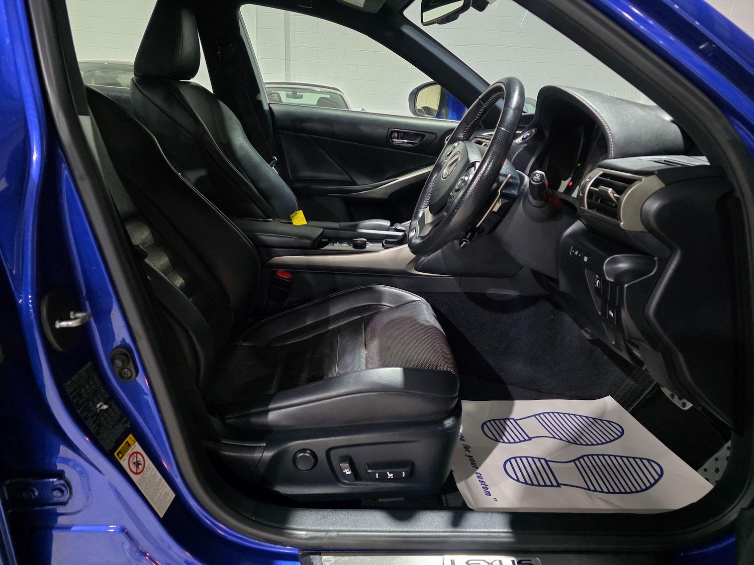 Used Lexus IS 2014 for sale - 75990498: Photo 6