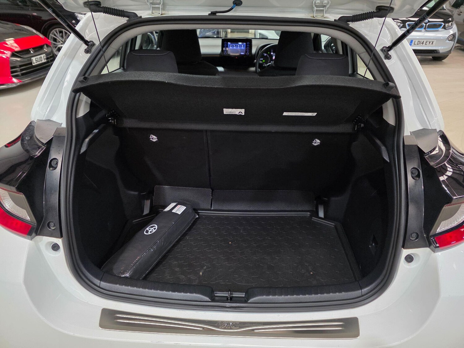 Used Toyota Yaris 2021 for sale - 77425112: Photo 25