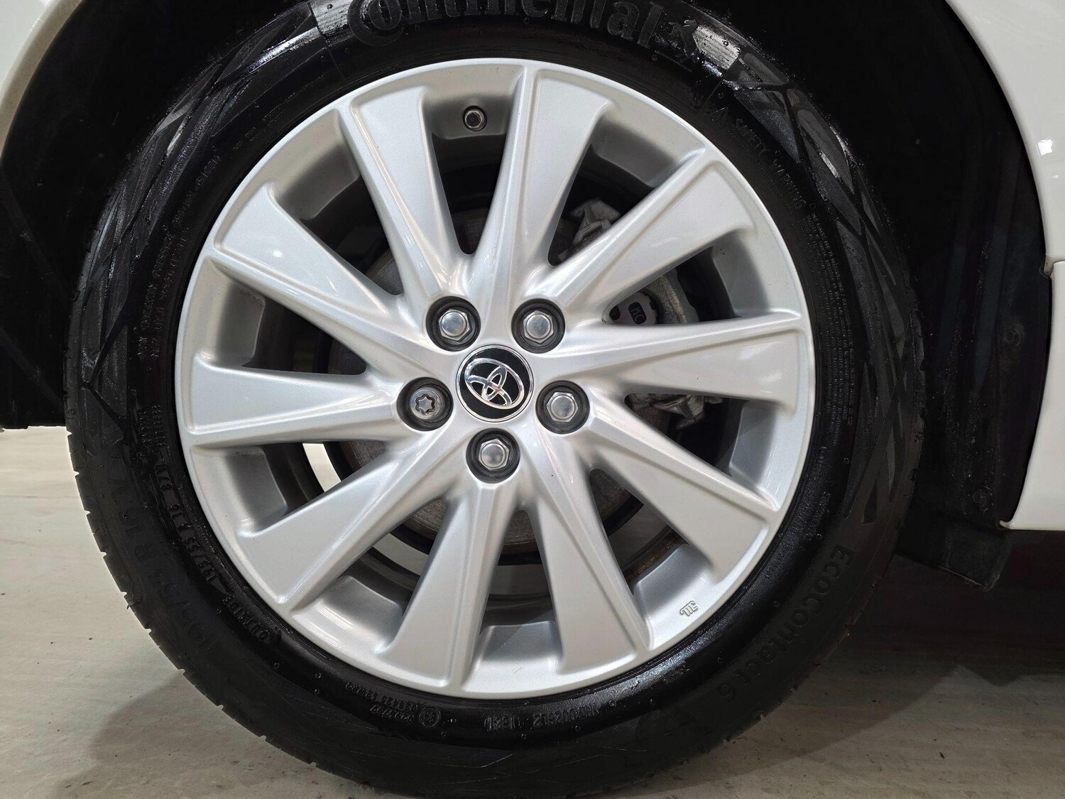 Used Toyota Yaris 2021 for sale - 77425112: Photo 26