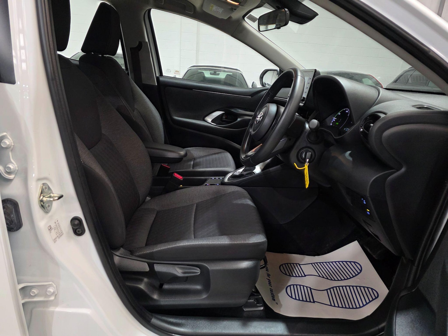 Used Toyota Yaris 2021 for sale - 77425112: Photo 6