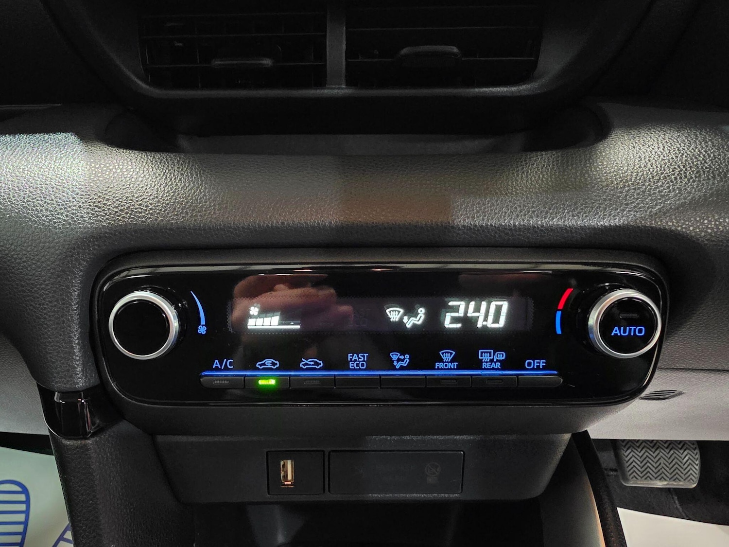 Used Toyota Yaris 2021 for sale - 77425112: Photo 9