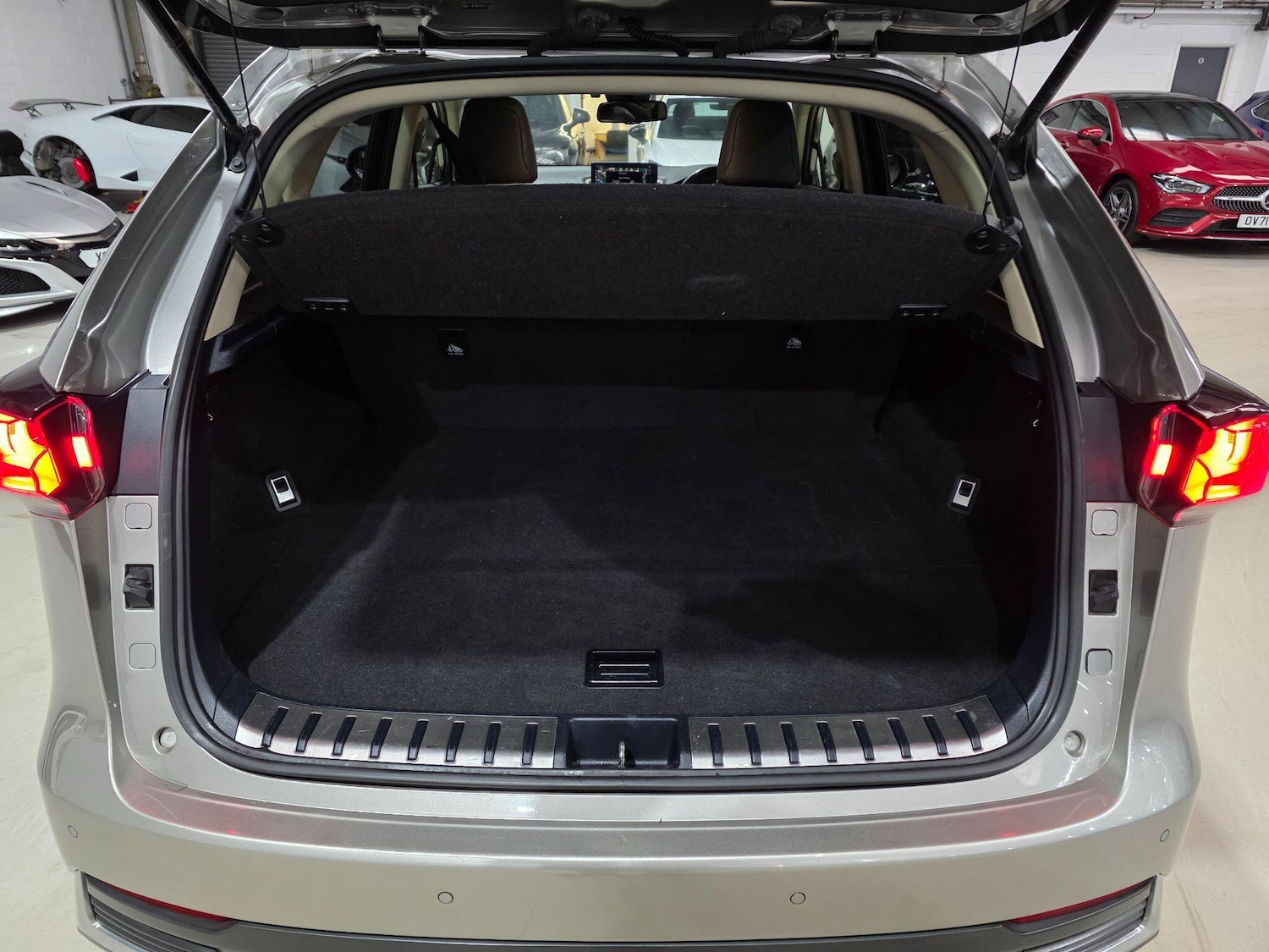 Used Lexus NX 2018 for sale - 77238646: Photo 28