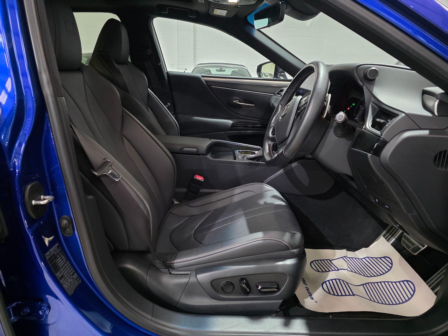 Used Lexus ES 2022 for sale - 77598772: Photo 6