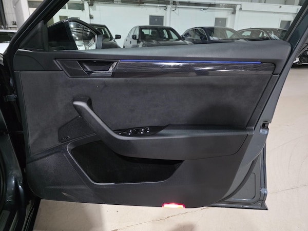 Used Skoda Superb 2019 for sale - 76041817: Photo 18