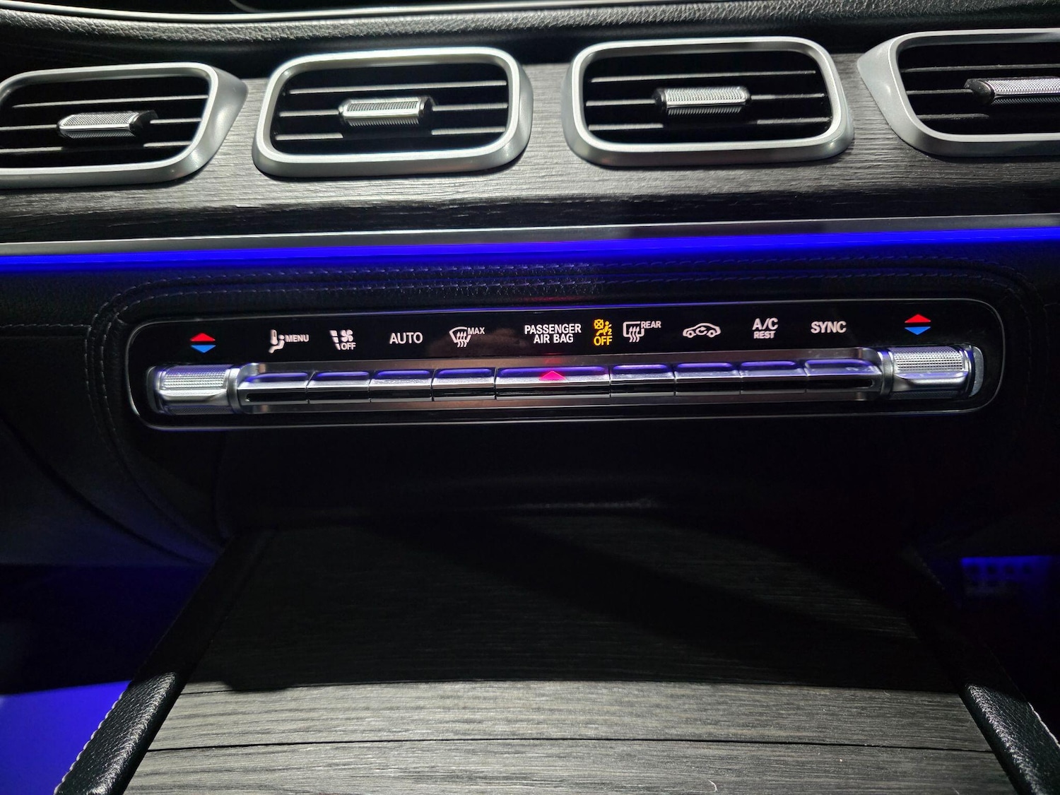 Used Mercedes-Benz GLE 2020 for sale - 76657113: Photo 10