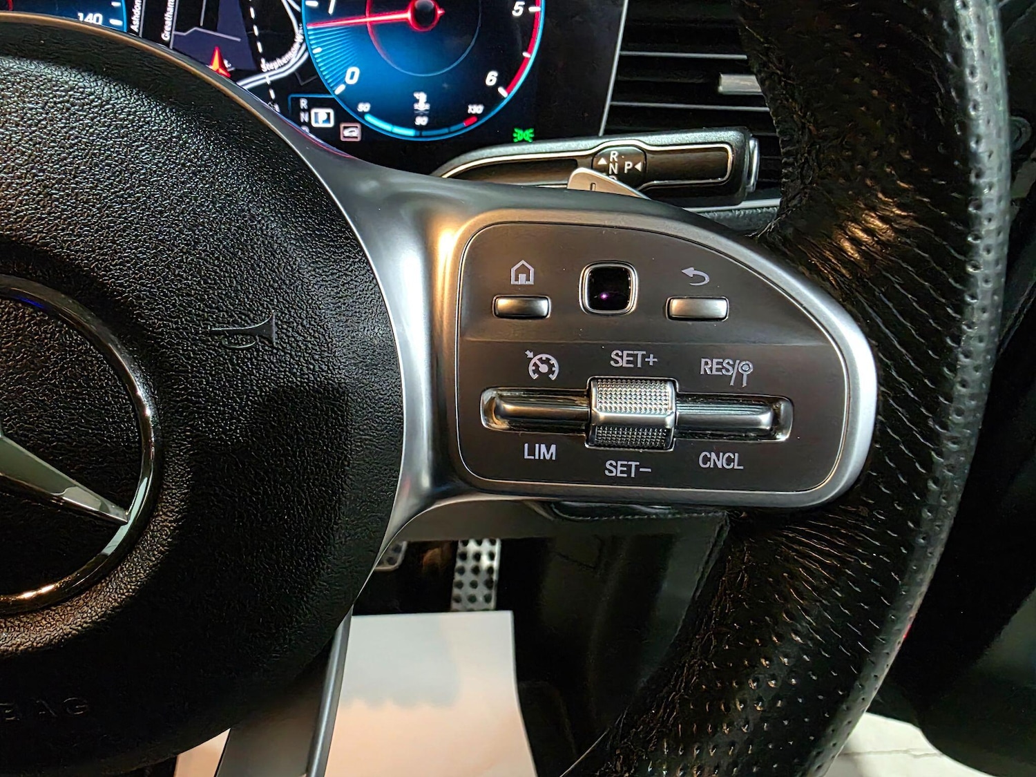 Used Mercedes-Benz GLE 2020 for sale - 76657113: Photo 21