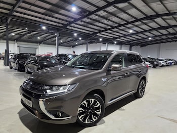 Used Mitsubishi Outlander 2016 for sale - 77305886: Photo