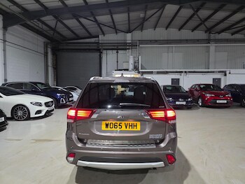 Used Mitsubishi Outlander 2016 for sale - 77305886: Photo