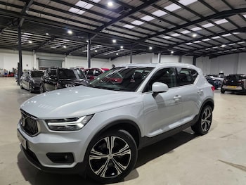 Used Volvo XC40 2021 for sale - 76728547: Photo