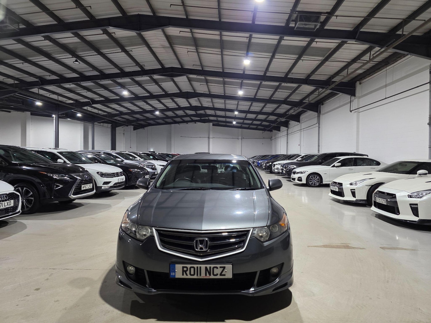 Used Honda Accord 2011 for sale - 77658743: Photo 2