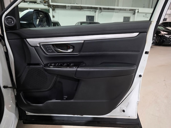 Used Honda CR-V 2019 for sale - 76214653: Photo 17