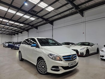 Used Mercedes-Benz B Class 2015 for sale - 79540085: Photo