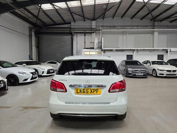 Used Mercedes-Benz B Class 2015 for sale - 79540085: Photo