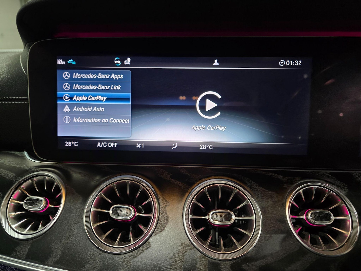 Used Mercedes-Benz E Class 2020 for sale - 77040468: Photo 10