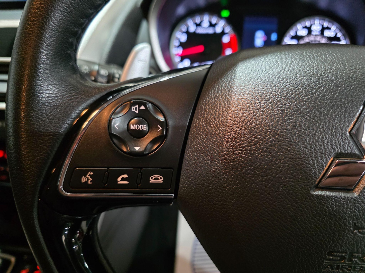 Used Mitsubishi Eclipse Cross 2020 for sale - 76457344: Photo 17