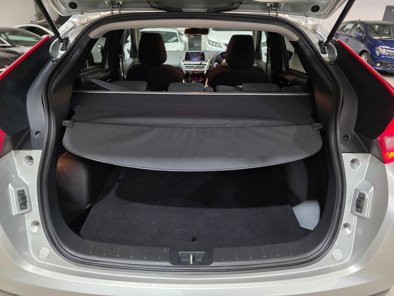 Used Mitsubishi Eclipse Cross 2020 for sale - 76457344: Photo 28