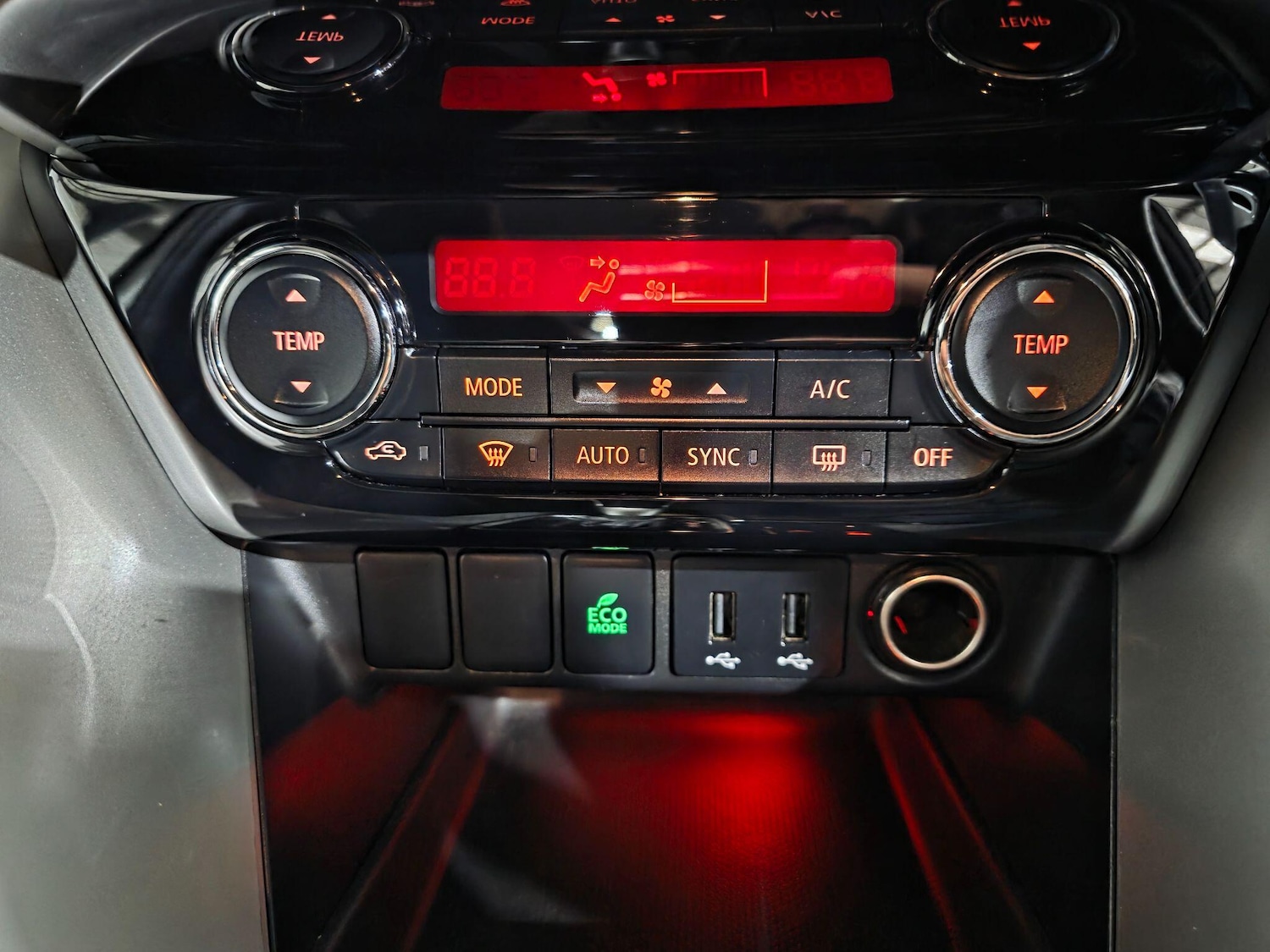 Used Mitsubishi Eclipse Cross 2020 for sale - 76457344: Photo 9